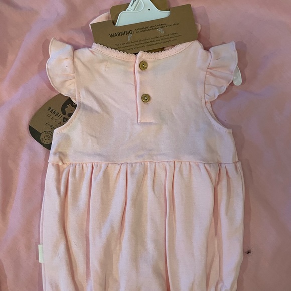 SOFT Baby girl romper, 6-9mo with headband NWT organic cotton - Picture 2 of 2